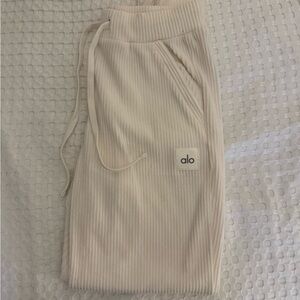 Alo Cream Ribbed MUSE Joggers